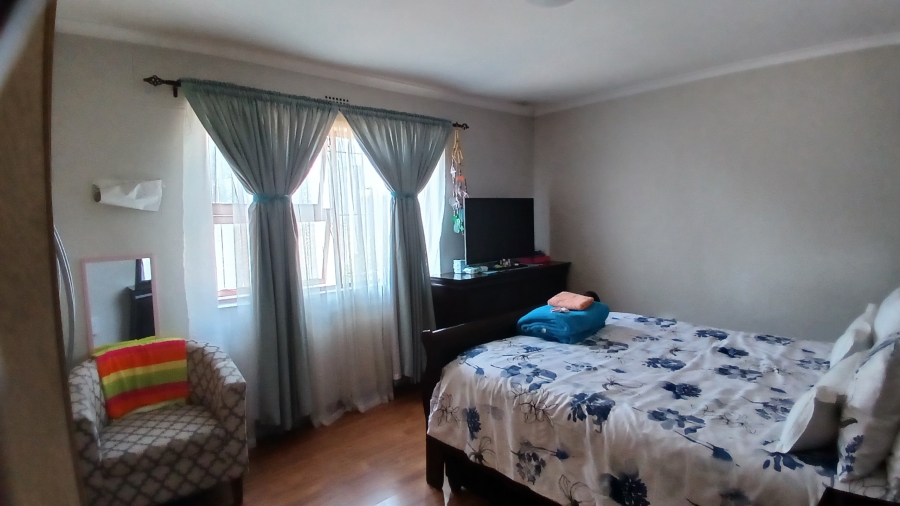 To Let 2 Bedroom Property for Rent in Edgemead Western Cape